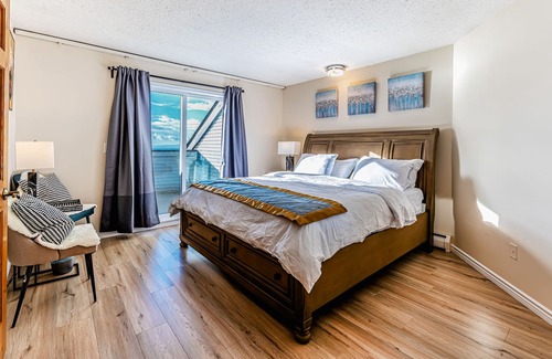 White Rock Casa | 4 bedroom Panoramic Ocean View House