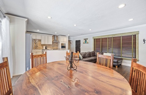 Melbourne Villa | 4-bedroom POOL home in Melbourne