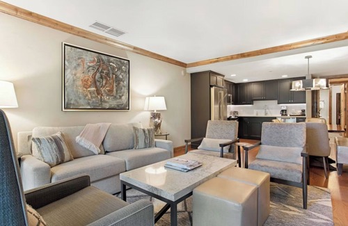 Vail Condominio | 4-Bedroom Private Condo within a 5 Star Hotel, Ski-in/Ski-out base camp - Vail Village Location