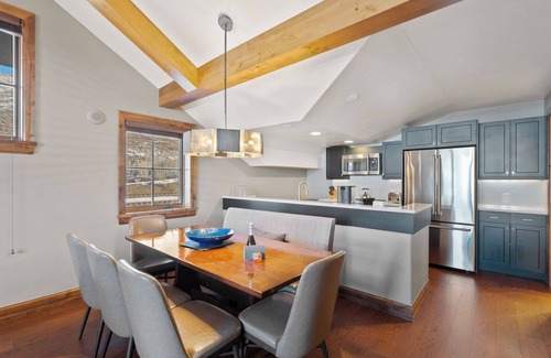Vail Condominio | 4-Bedroom Private Condo within a 5 Star Hotel, Ski-in/Ski-out base camp - Vail Village Location
