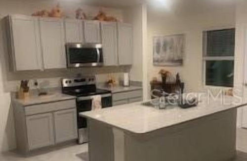 Wimauma Apartamento | 4 Bedroom Single family 430529 by Houzlet