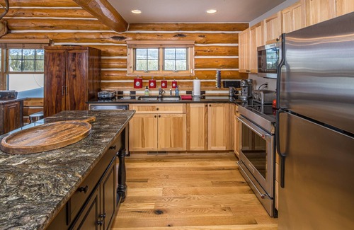 Powder Ridge Chalet De Esquí | 4 Bedroom Ski-In-Ski-Out Big Sky Cabin