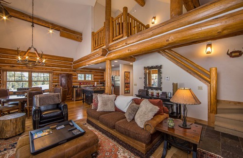Powder Ridge Chalet De Esquí | 4 Bedroom Ski-In-Ski-Out Big Sky Cabin