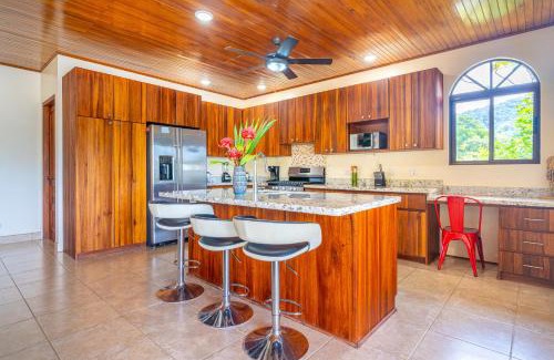 Ojochal Casa | 4 Bedroom-sleep 9-private Pool-gated-ojochal