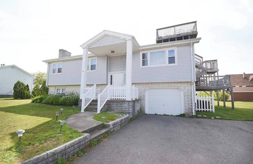 Narragansett Casa | 4 Bedroom Summer Home with a View!