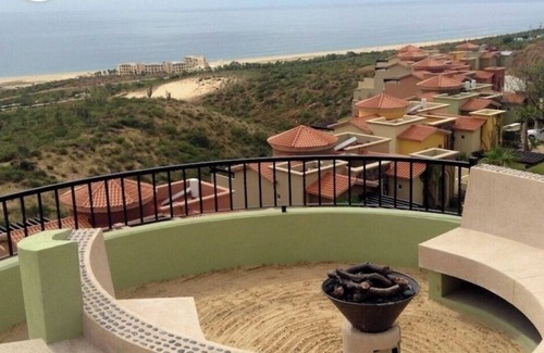 Centro Villa | 4-Bedroom Villa -Gated Montecristo Estates - Luxury Unit WiFi, private pool, AC