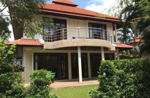 Moo 5 Villa | 4 Bedroom Villa TG33 on Beachfront Resort SDV284-By Samui Dream Villas