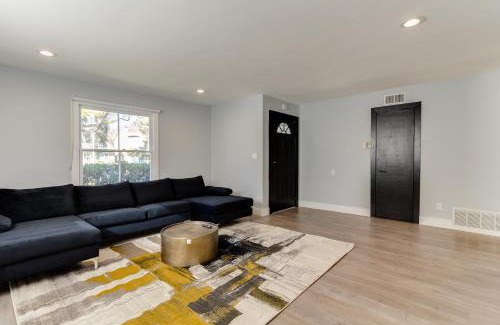 West Hills Casa | 4 Bedroom West Hills Charmer with Pool
