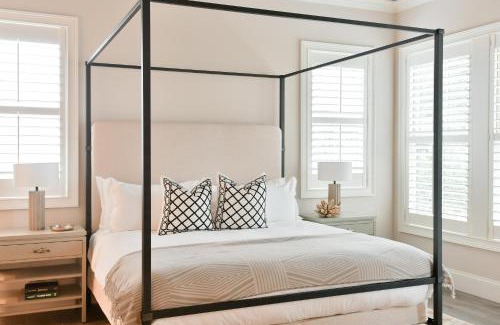 Olde Town Casa | 4 Bedroom Wilson Village Home 5042