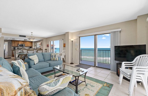 Flagler Beach Condominio | 4 Bedrooms - 3.5 Baths - Penthouse Endless Ocean Views - Intracoastal Views