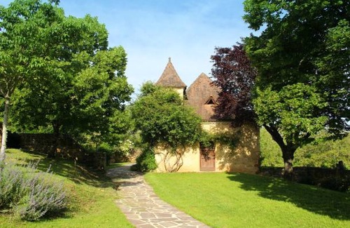 Saint-Cybranet Casa | 4 bedrooms house with shared pool and furnished garden at Saint-Cybranet