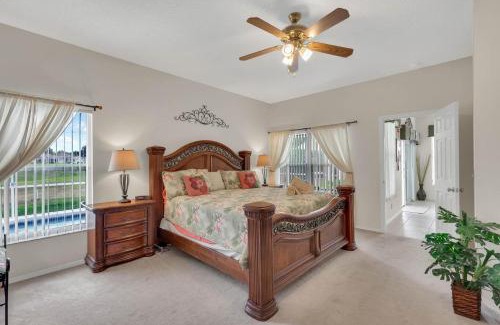 Esprit Villa | 4 bedrooms pool and spa home on golf course Fairways Estates