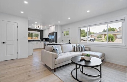 Scenic Heights Casa | 4 Beds 2 Baths. 15 Mins to DT Denver. Located 5 Mins from Olde Town Arvada!
