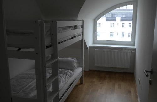 Favoriten Apartamento | 4 Beds and More Vienna Apartments - Contactless check-in