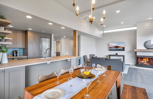 East Queen Anne Condominio | 4 Beds Cozy Condo w/Stunning Lake Union, Mountain & Seattle City View