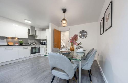 Tooting Casa | 4 beds - TOOTING - 20 min to Central London - Free Parking