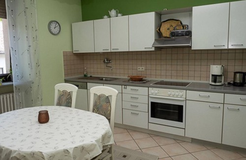 Monreal Cama Y Desayuno | 4-bett-ferienwohnung Tal - Ferienwohnung u. Pension Maria Schmitz