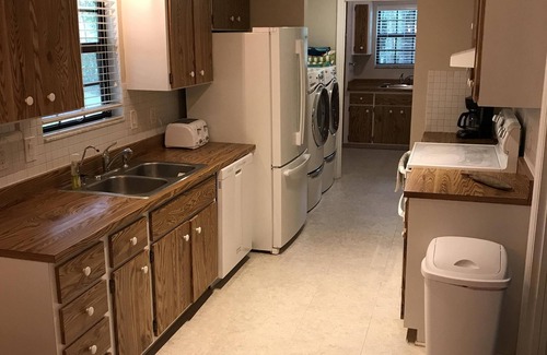Old Town Casa | 4 BR / 3 BA Riverfront Home en el río Suwannee