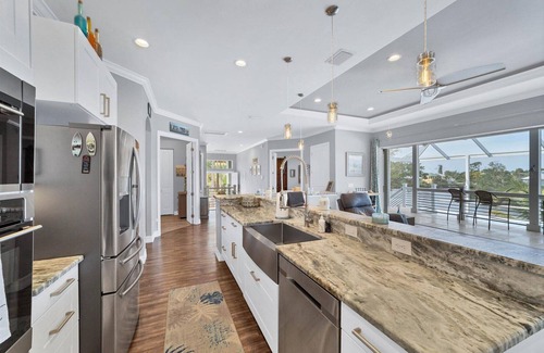 Englewood South Casa | 4 BR/3BA Waterfront Private Pool Adult Playground