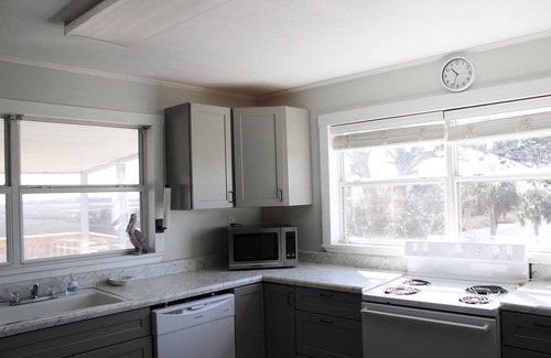 Horseshoe Beach Casa | 4 BR House in Horseshoe Beach: Your Fishing & Scalloping Adventure Starts Here