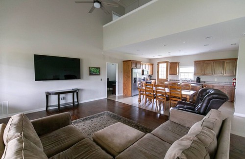 Normandy Otro | 4 BR House on Working Ranch with Lake and River #4