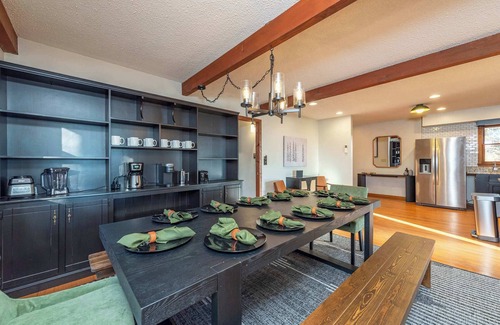 Wolf Laurel Casa | 4 Br Mountain Views Sleeps 10 Sauna Hot Tub Arcade