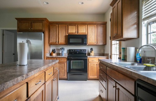Normandy Casa | 4 BR Ranch Stay on the Duck River with Ponds HS#3