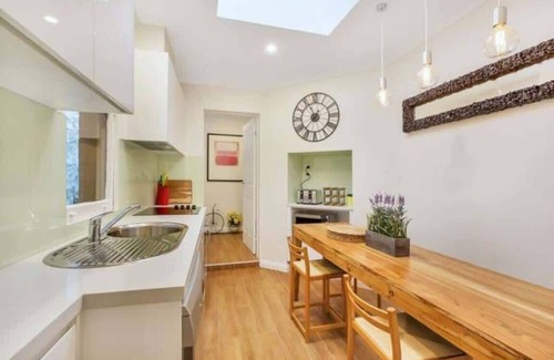 The Rocks Casa | comfortable terrace at harbour bridge