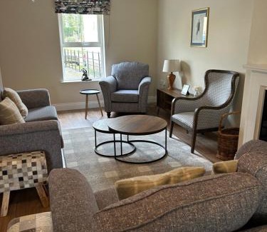 Tullycreevy Casa | 4 Castle Court