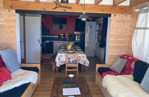 Ustou Apartamento | 4 Chambres: 85 m2 + 35 m2 de Terrasse sur les Pistes: de 8 a 12 Personnes