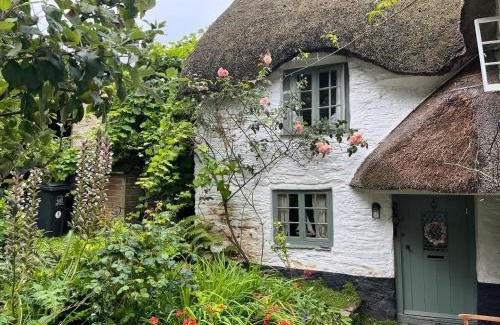 Ringmore Casa | 4 Cumberland Cottages