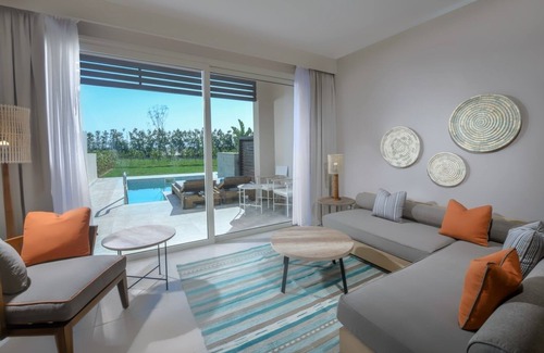 Soma Bay Hotel | 4 Executive Suites | Pools, Private Beach, Spa, Paddle Tennis & More Fun
