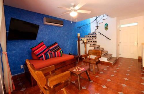 North End Apartamento | 4 Fantastic 2BR Master Suites Ideal Location