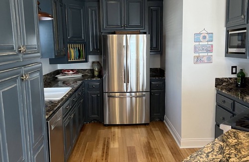 Cocodrie Casa | 4 floor costal home - large outdoor entertainment & cooking area - pool splash