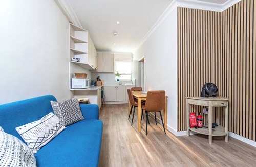 Wimbledon Apartamento | New 2Bed - 20min to London - Free Parking - PetsOk