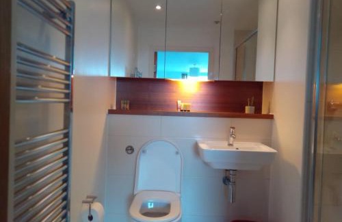 Chatham Apartamento | 4 Guests - Marina Point East Escape in Kent