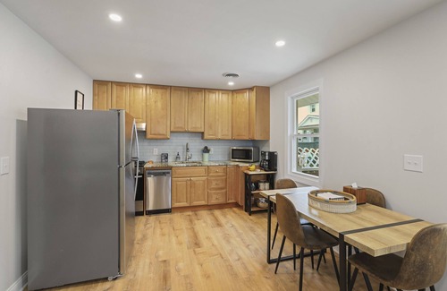 Wall Cabaña | 4 houses from the beach! Belmar Rear West Cottage