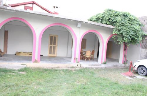 Balakot Casa | 4 Kanal Entire Private Guest House with 2 Bedrooms attached Bathrooms and Kitchen and Lawn