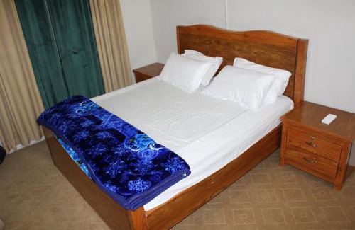 Balakot Casa | 4 Kanal Entire Private Guest House with 2 Bedrooms attached Bathrooms and Kitchen and Lawn