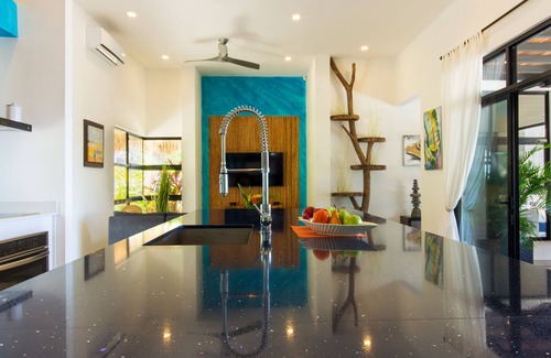 Tamarindo Villa | 4 Alojamientos con vista al mar hasta 20 personas