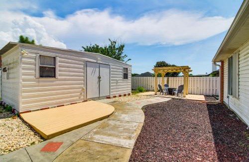 Ono Island Casa | 4 Mi to Beach Home with Fenced Yard in Pensacola!