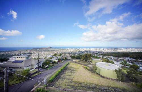 Diamond Head - Kapahulu - St. Louis Apartamento | 4 Mi to Beaches Honolulu Hideaway with Views!
