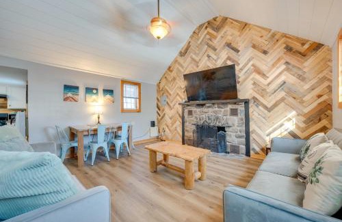 Blakeslee Casa | 4 Mi to Big Boulder Lake Poconos Cabin Escape!