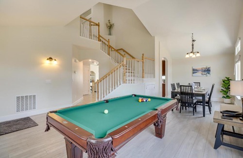 Northwest Reno Casa | 4 Mi to Downtown Reno Spacious Family Retreat!
