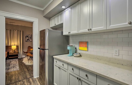 Lower Greenville Cabaña | 4 Mi to Dtwn: Dallas Gem w/ Furnished Patio