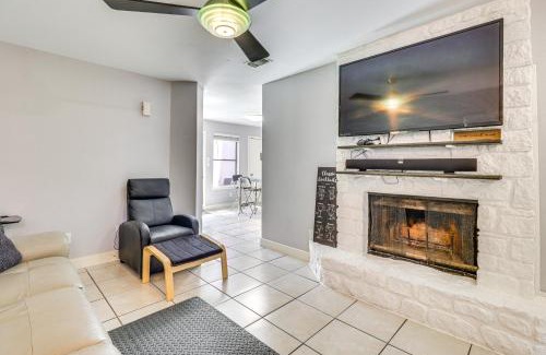 Parker Lane Apartamento | 4 Mi to Dtwn Gem with Pool Access and Patio in Austin