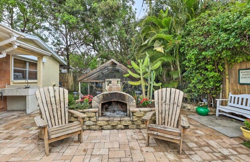 South Bradenton Casa | 4 Mi to Dtwn Home with Pool and BBQ in Bradenton