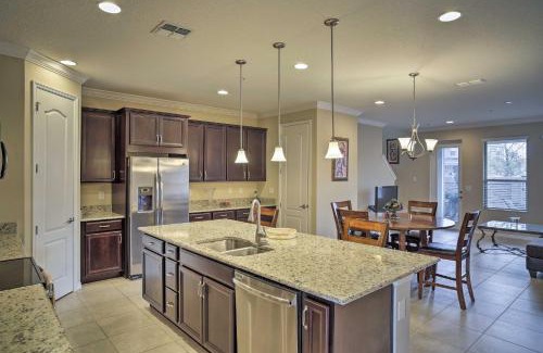 Sanford Casa | 4 Mi to Dtwn Home with Pool Access in Sanford