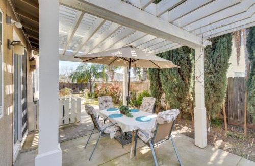 Merced Casa | 4 Mi to Dtwn Merced Spacious Home with Yard!