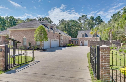 Summerville Apartamento | 4 Mi to Dtwn Simplistic Summerville Studio